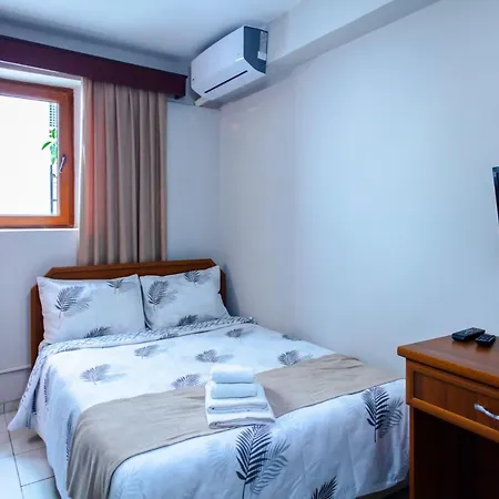 Homelike Hotel